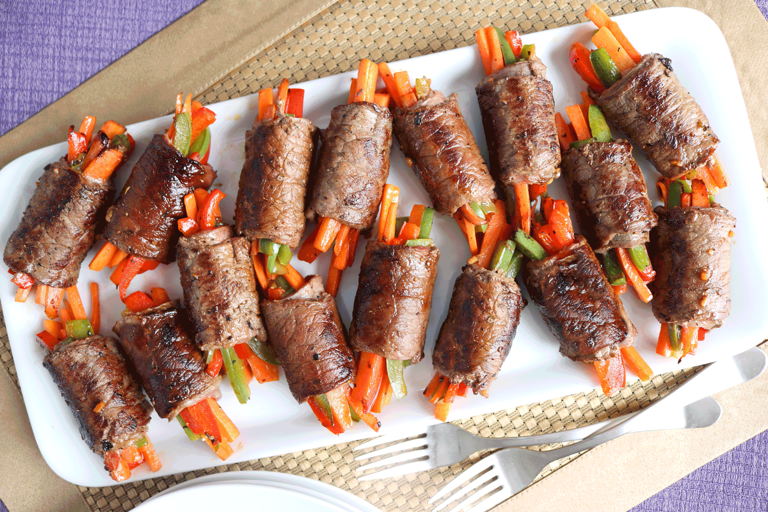 Balsamic Glazed Steak Rolls - De Nigris 1889