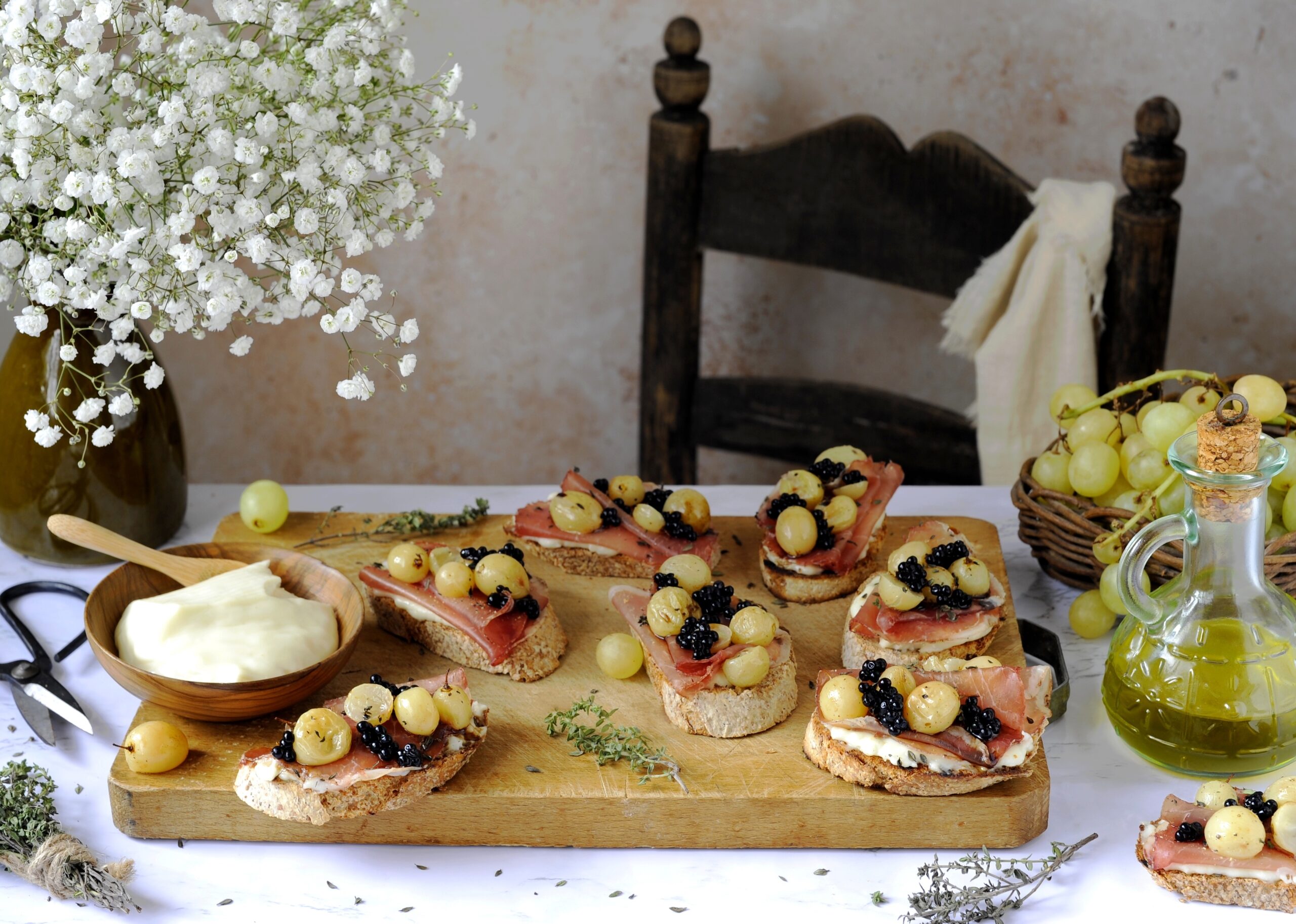 Bruschette Gourmet con Perle di Modena Nere
