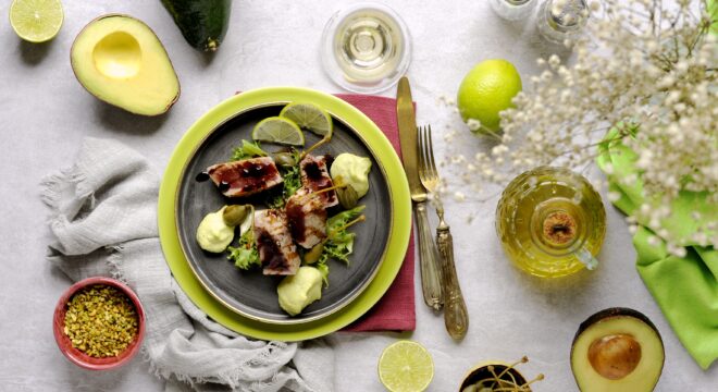 Tuna Steak with Avocado Mayonnaise, Caper Fruit and Balsamic Vinegar