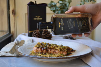 Salmone in Crosta di Pistacchi con Aceto Balsamico