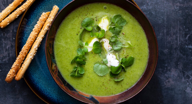 Fresh Watercress and Apple Cider Vinegar Soup