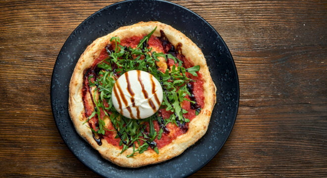 Burrata Pizza with Balsamic Drizzle