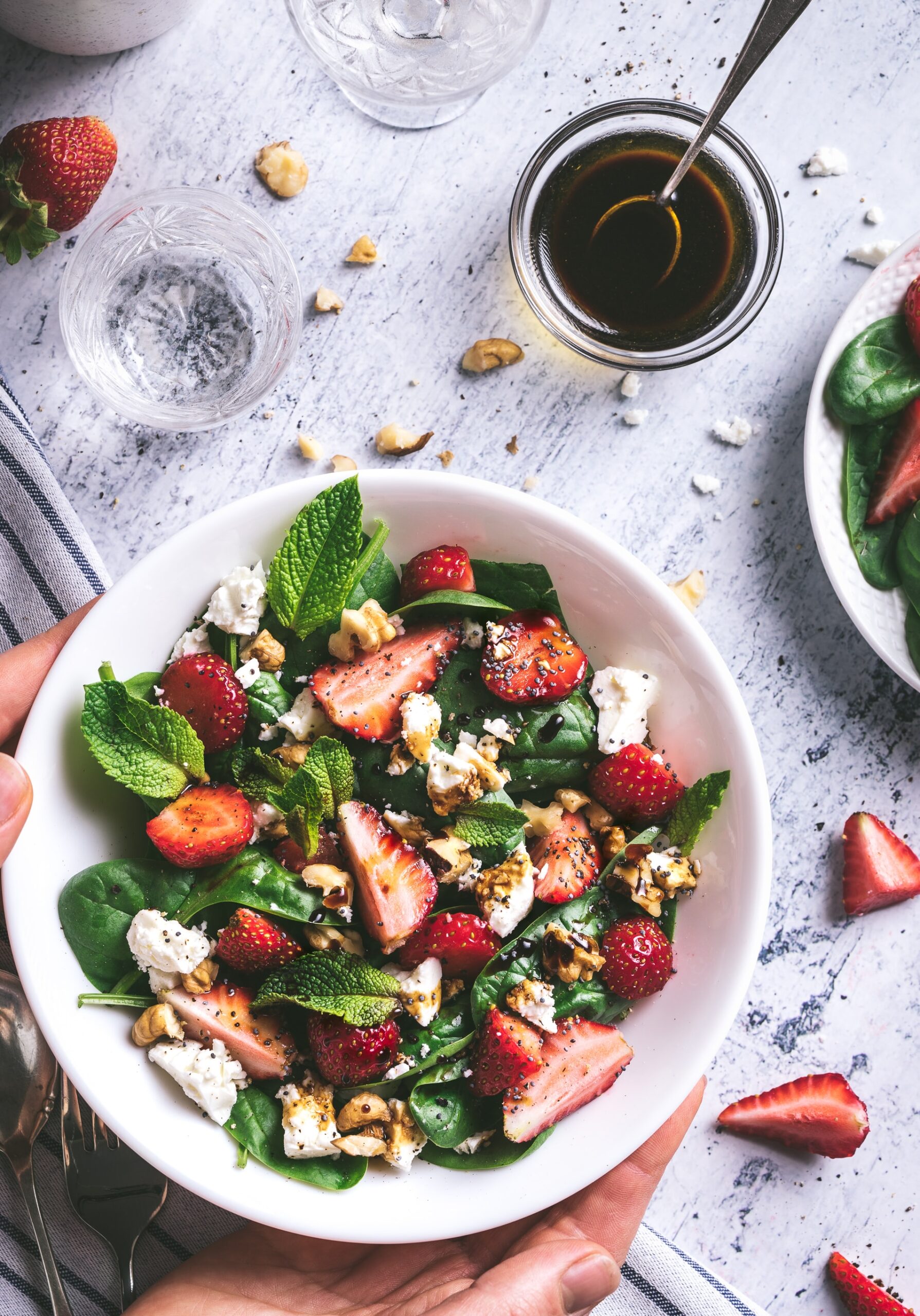Strawberry and Walnut Salad with Balsamic - De Nigris 1889