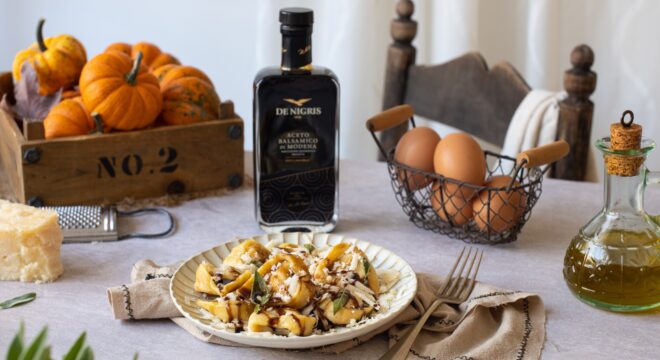 Tortelli Ripieni di Ricotta e Zucca con Parmigiano e Aceto Balsamico