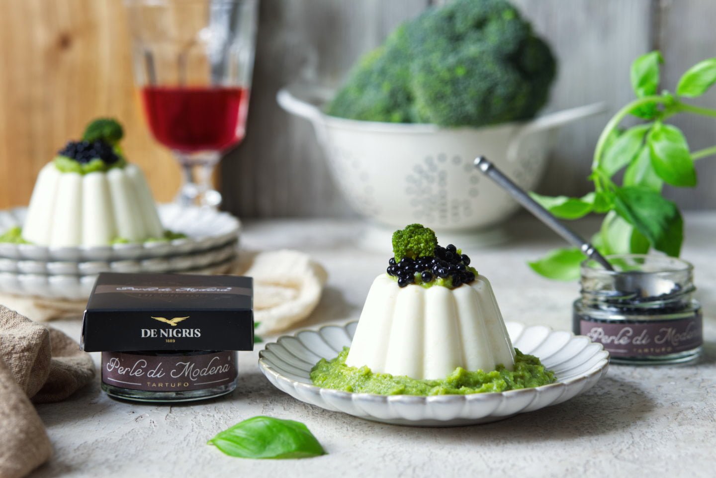Panna Cotta Salata con Crema di Broccoli e Perle al Tartufo Bianco