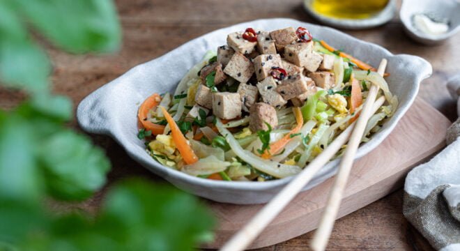 Spicy Tofu with Vegetables Sautéed with Organic Balsamic Vinegar